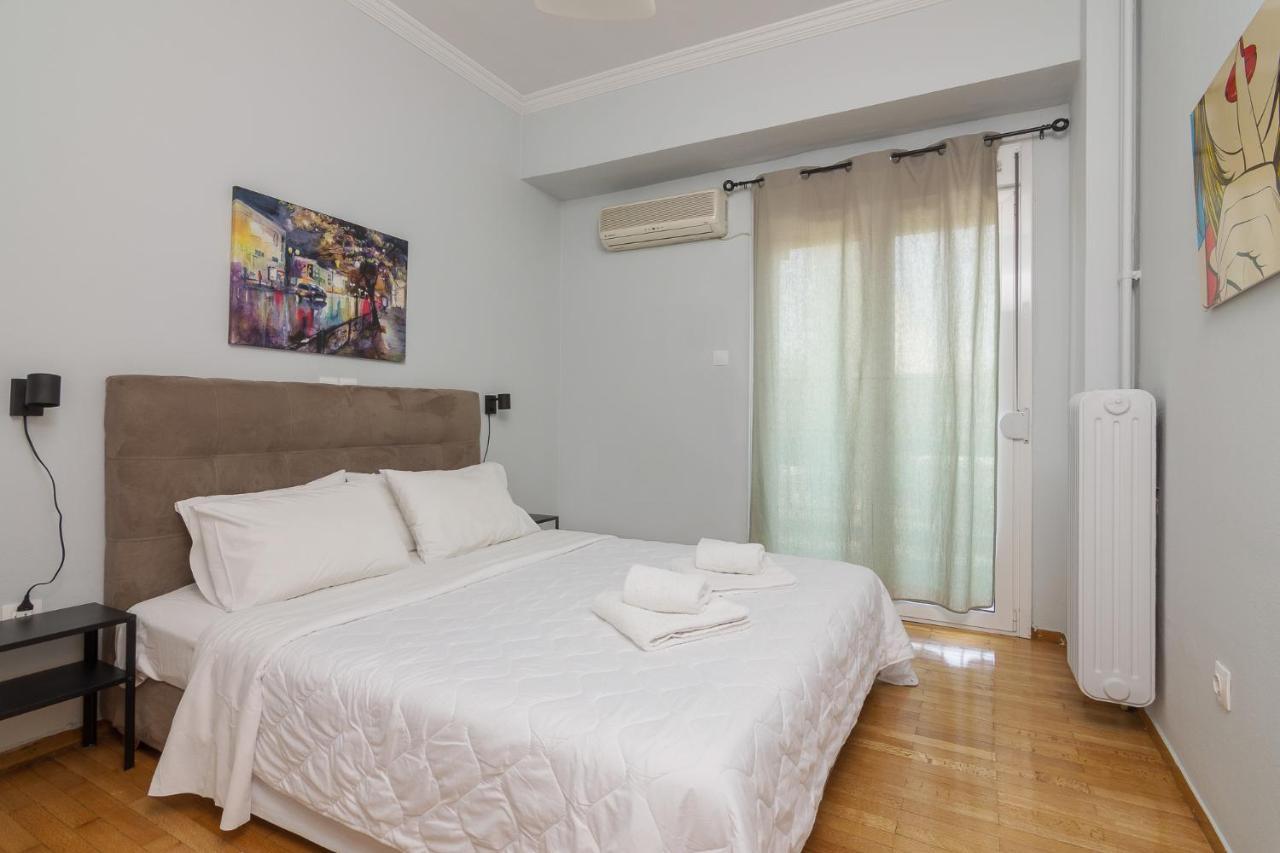 Kerameikos Metro Apartment For 4 Athena Bagian luar foto