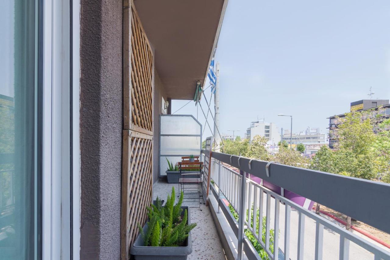 Kerameikos Metro Apartment For 4 Athena Bagian luar foto